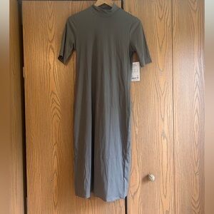Athleta size medium Mineral Gray Women's signature rib mock neck dress NEW $99